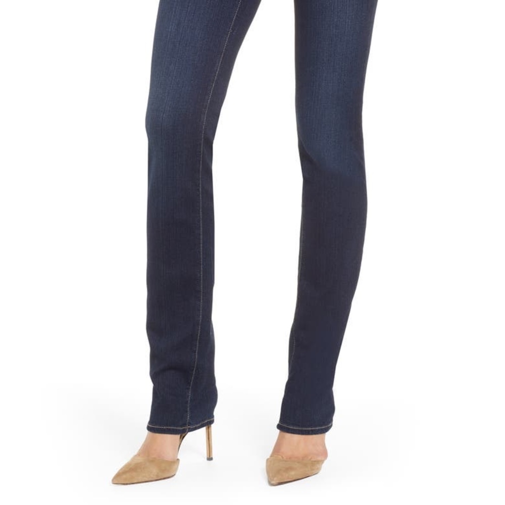 Paige Jeans Skyline Straight NWT Size 29